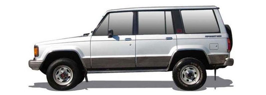 ISUZU_TROOPER_I_Open_Off-Road_Vehicle_(UBS)